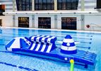 Adventure run Blauw-Wit 10m waterstormbaan