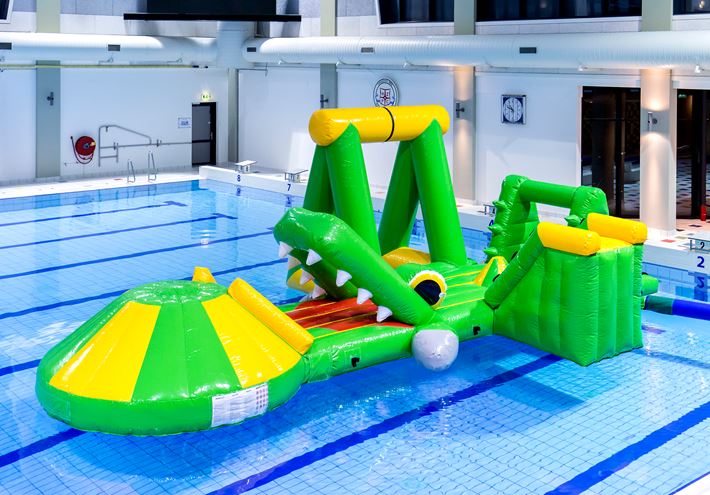 Krokodil Speeleiland waterstormbaan