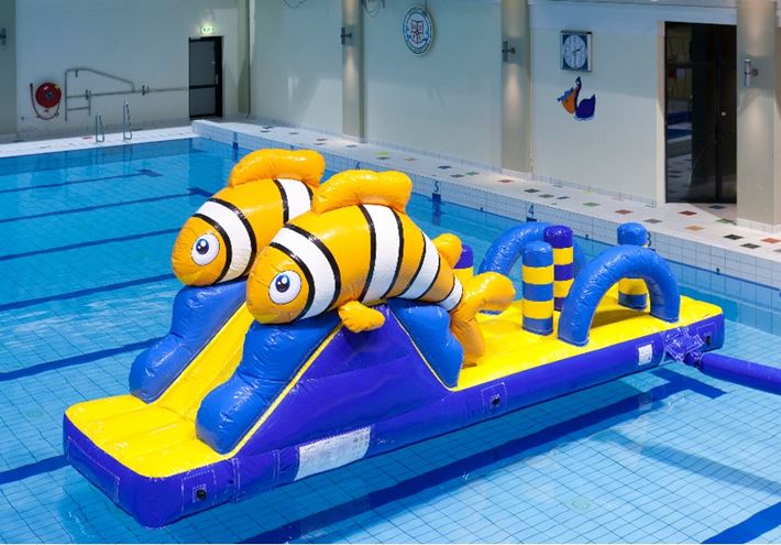 Clownvis run met slide waterstormbaan  7 meter