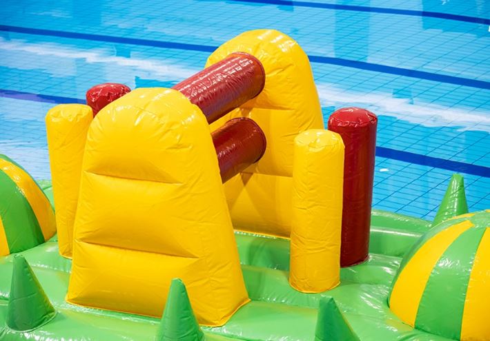 Zwembad run Krokodil waterstormbaan 10 meter