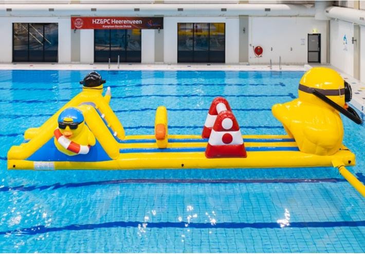 Zwembad Run Rubber duck waterstormbaan