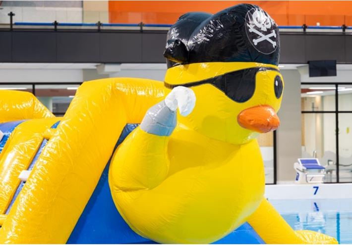 Zwembad Run Rubber duck waterstormbaan