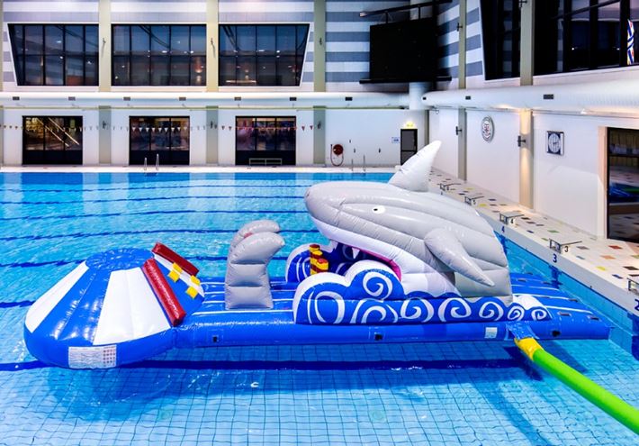Haaislide waterstormbaan