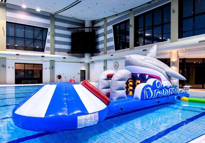 Haaislide waterstormbaan