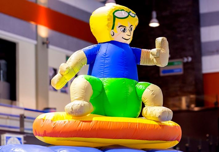 Surfer Speeleiland Waterstormbaan