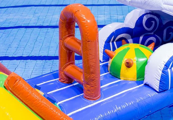 Dolfijnslide waterstormbaan